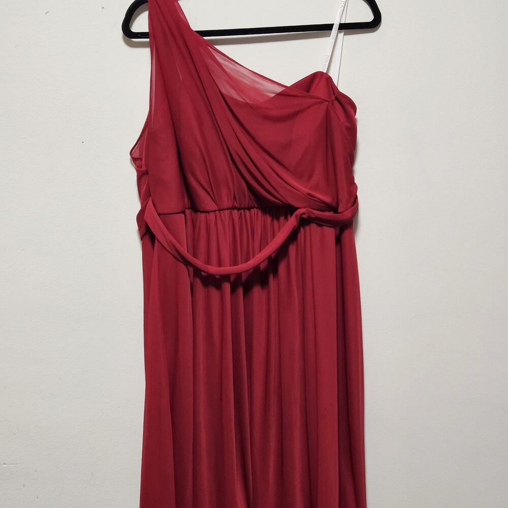 David’s Bridal Burgundy Red One-Shoulder Chiffon Formal Evening Gown 20